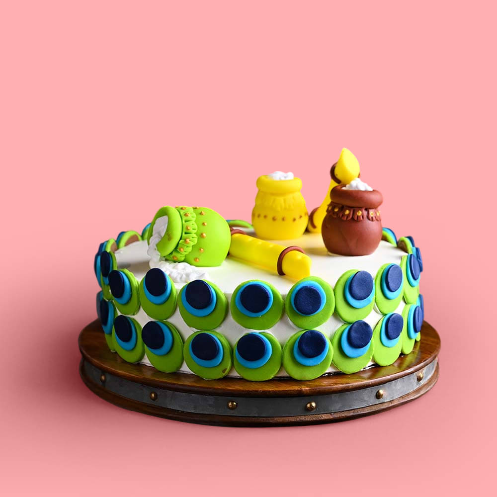 Side View of Janmashtami Fondant Cake