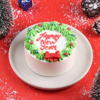 New Year Wreath Bento Cake New Year Wreath Bento Cake