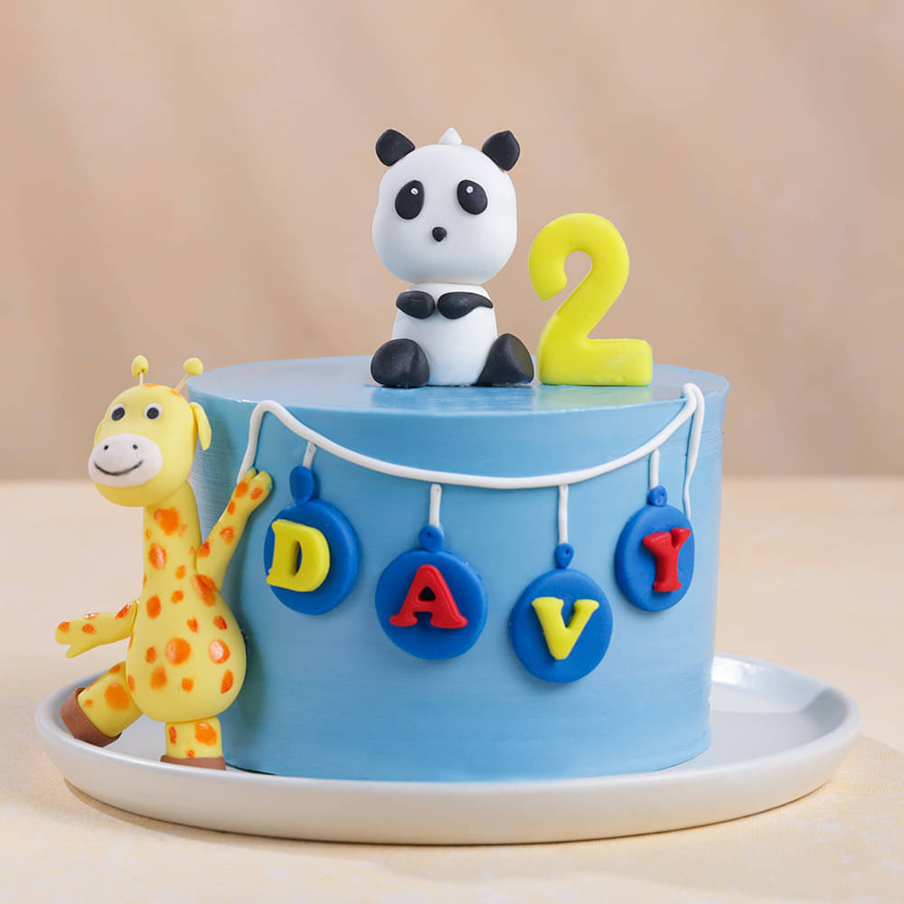 Front View of Panda N Girrafe Theme Cake