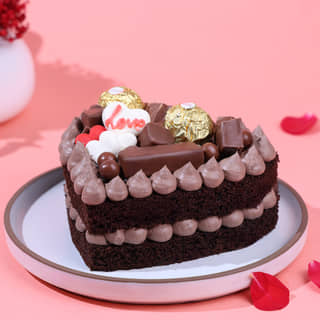 Front View of Passionate Love Chocolate Cake Front View of Passionate Love Chocolate Cake