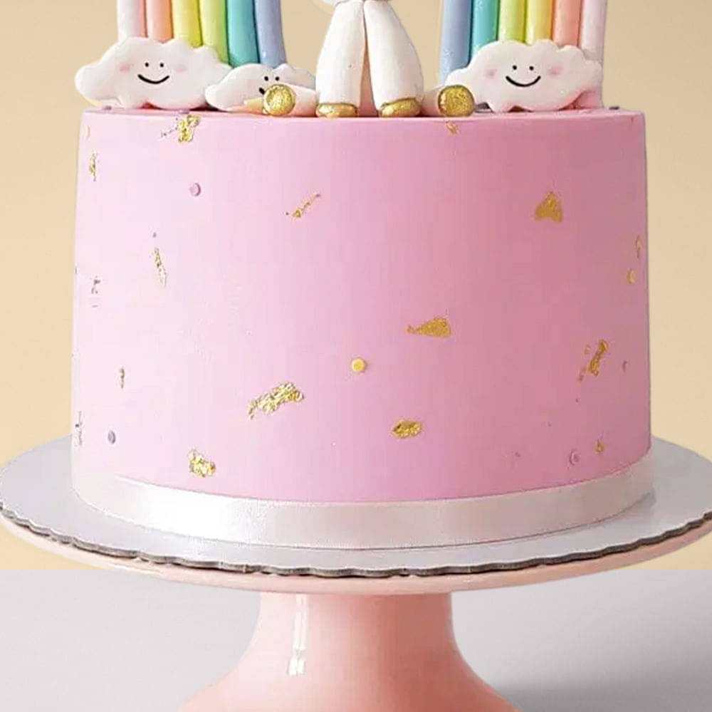 Top View of Pastel Rainbow Unicorn Semi Fondant Cake