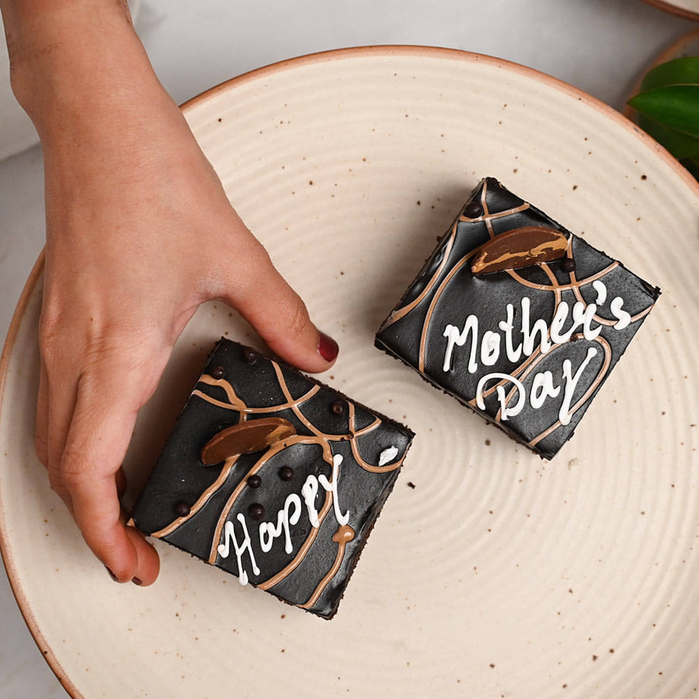 Charming Mothers Day Pastries Pastry Mothers Day Delight