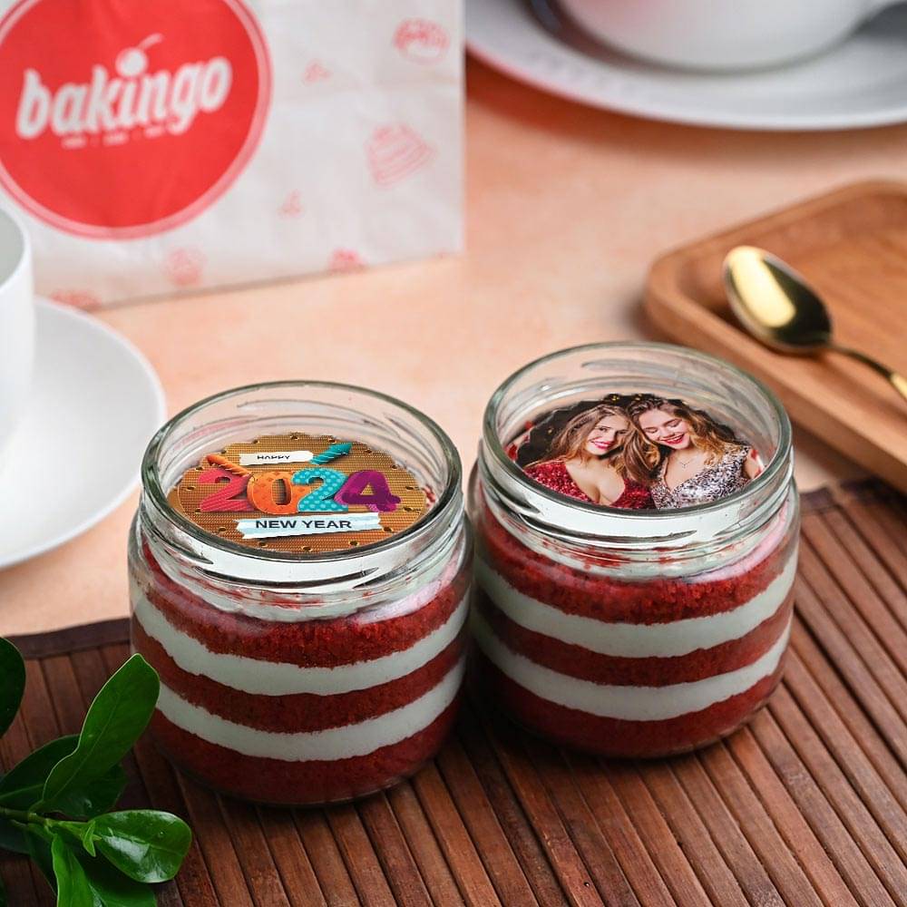 Personalised New Year Red Velvet Jar Cakes