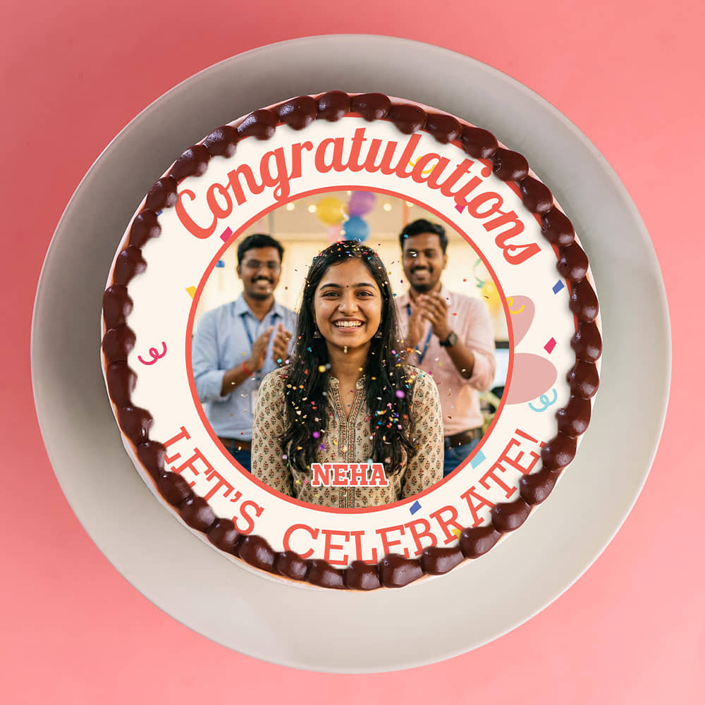Top view of Congratulations Personalised Cake