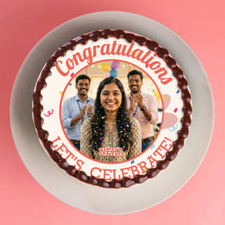 Top view of Congratulations Personalised Cake