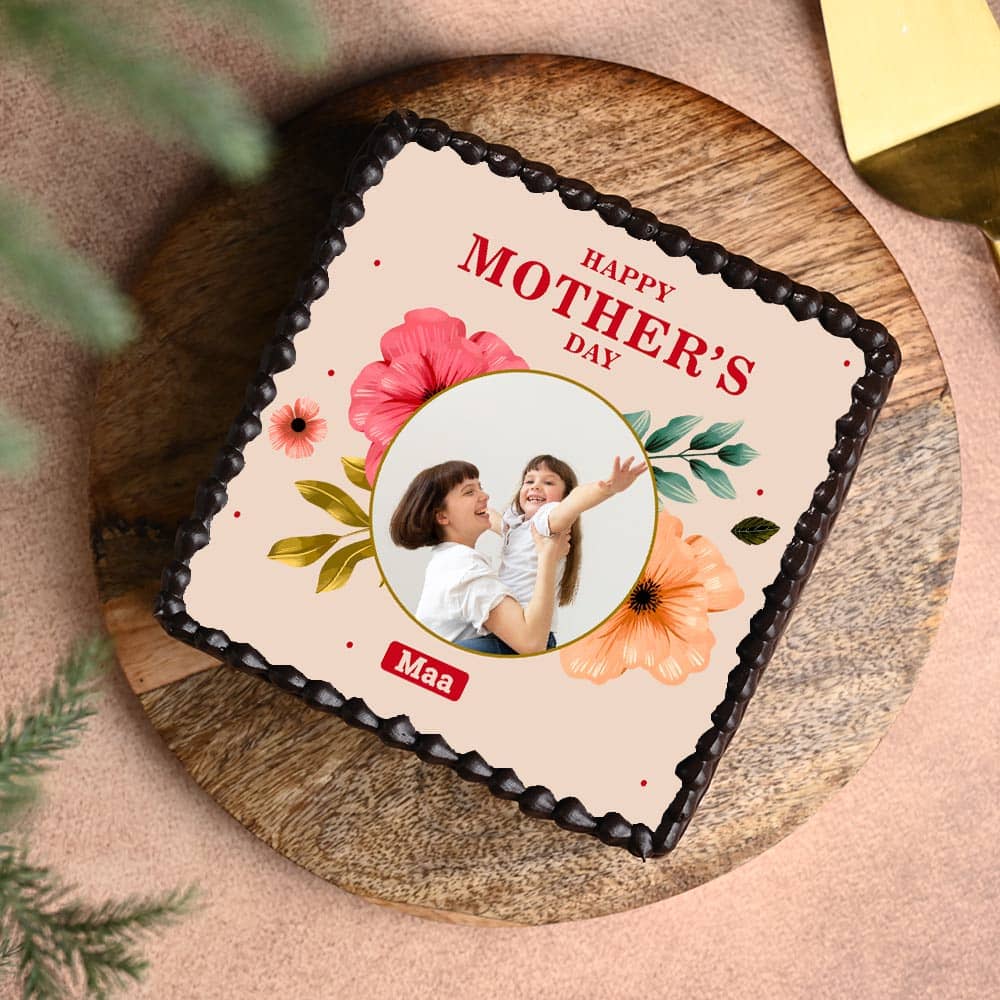 Round Mothers Day Photo Cake