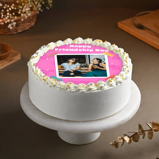 Picture Perfect Friendship Day Cake