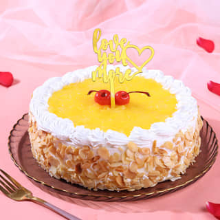 Pineapple Love Delight Cake