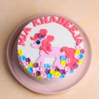 Top View of Pinkie Pie Little Pony Cake