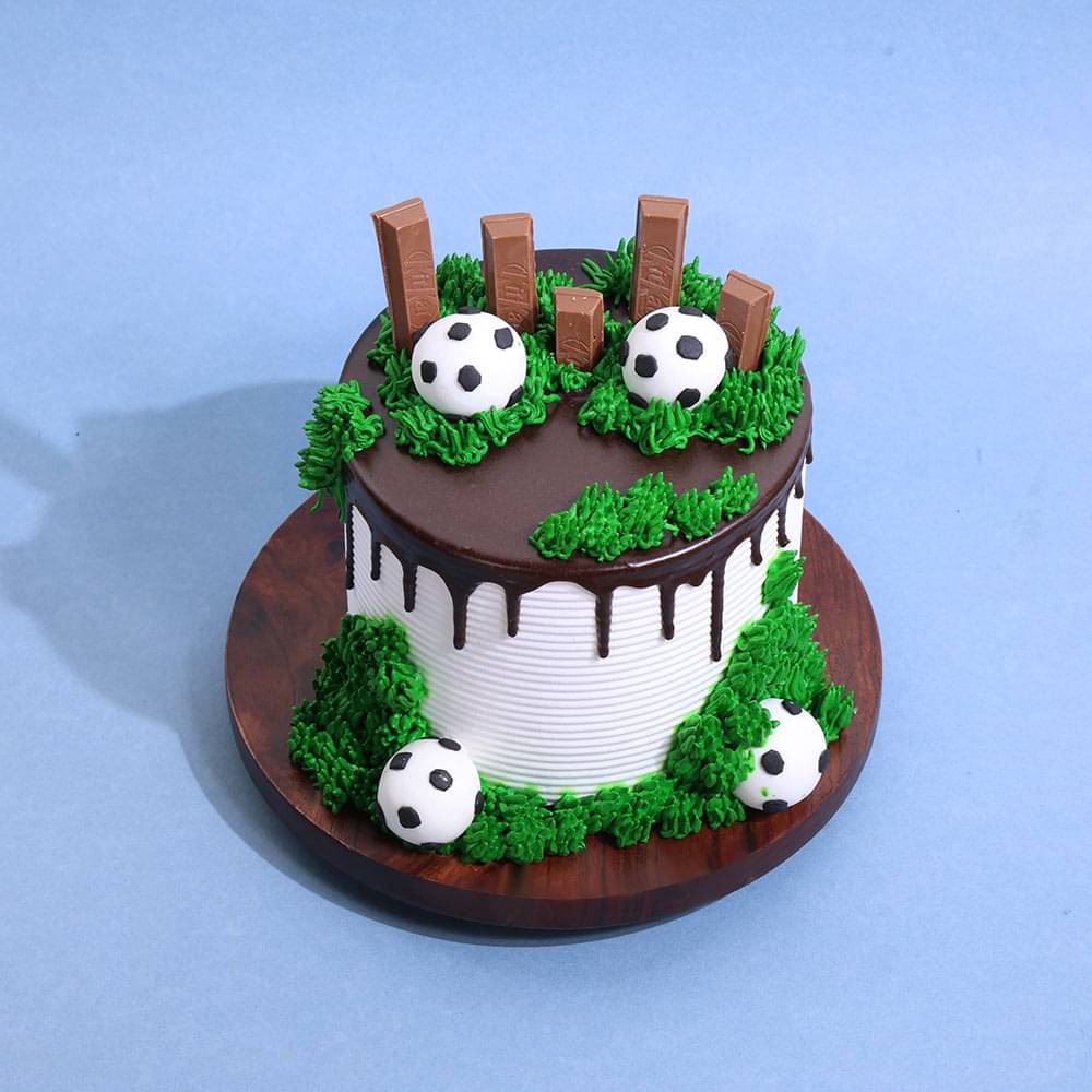 Football Drip cake