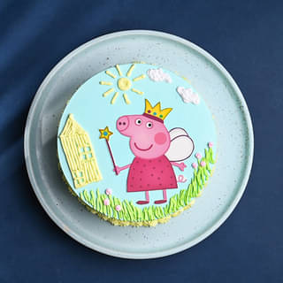 Front View of Pretty Peppa Pig Cake