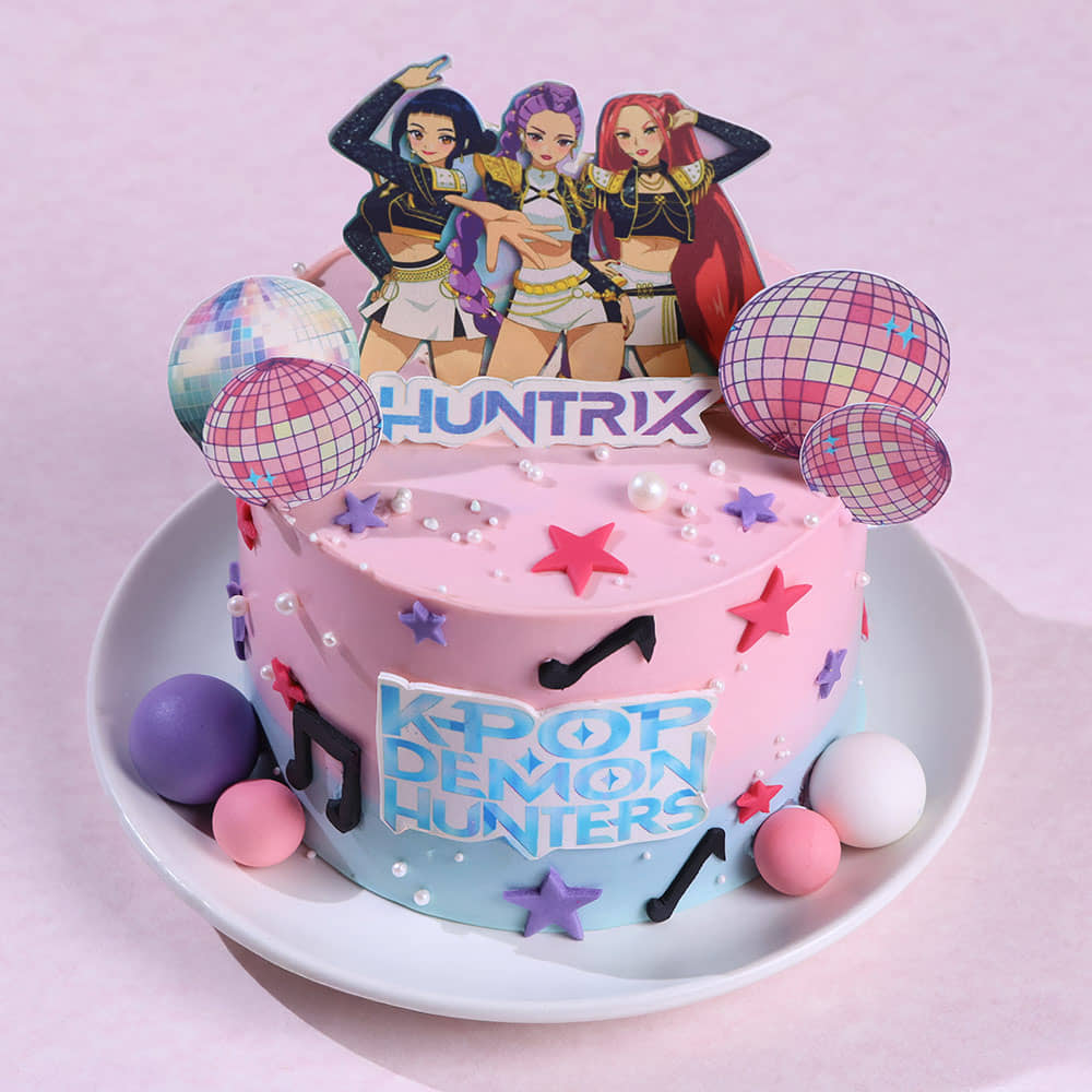 Huntrix Kpop Girl Group Cake