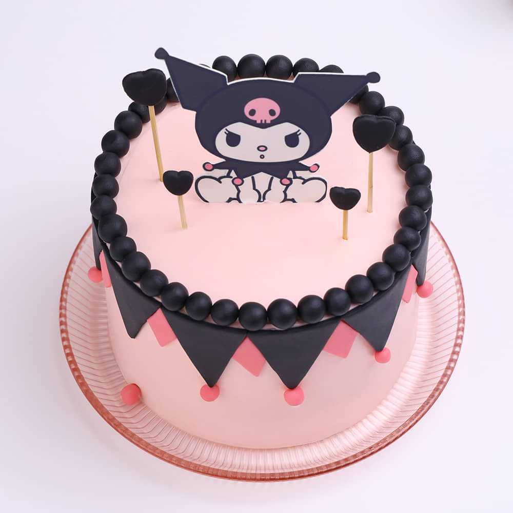 Skull Kuromi Buntings Cake