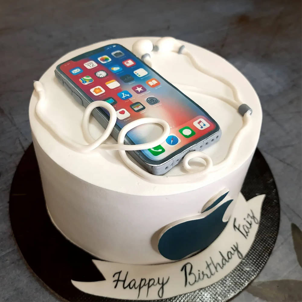 iPhone and watch cake