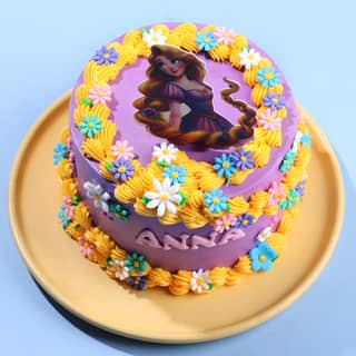 Top View of Rapunzel Floral Fantasy Cake