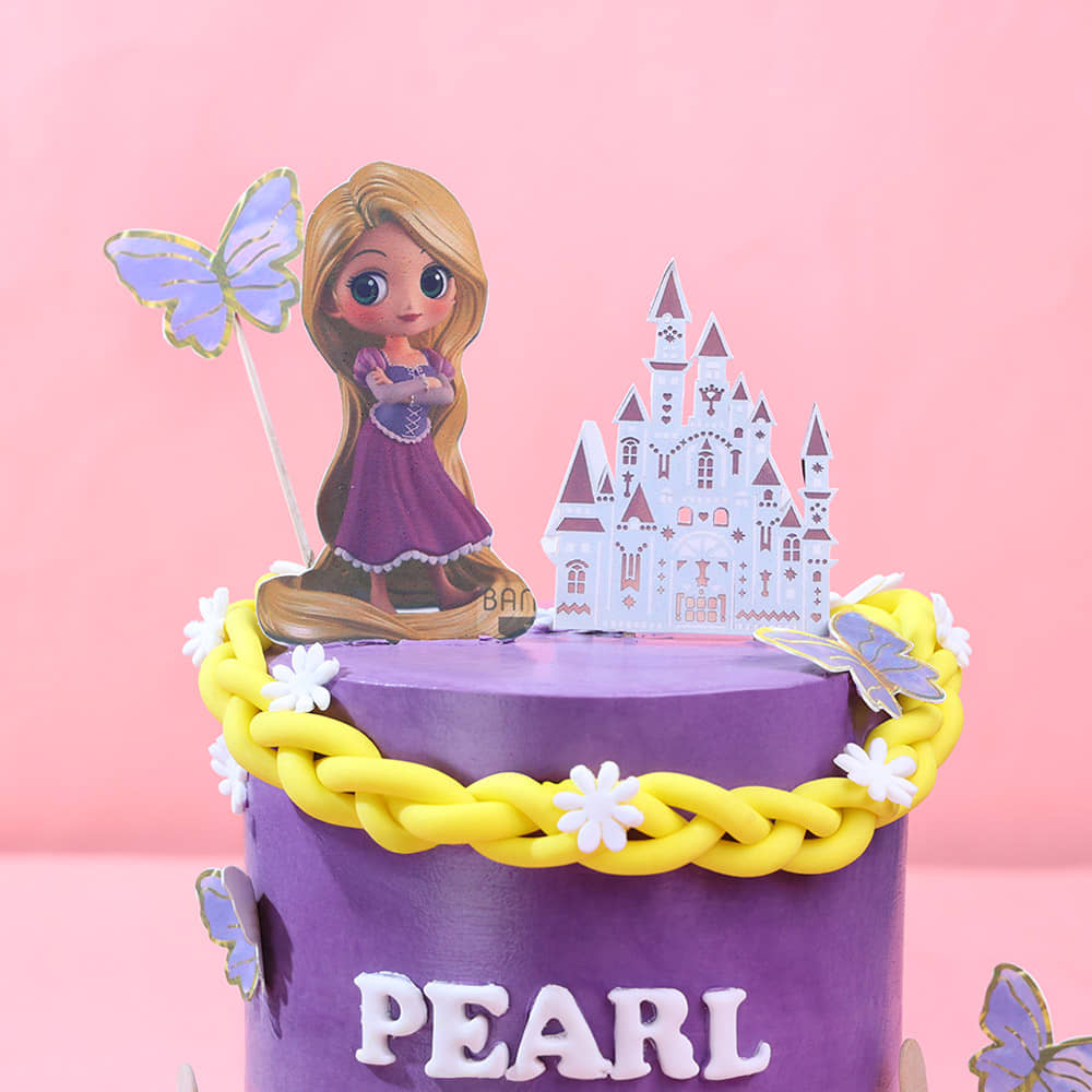 Zoomed-in View of Rapunzel Princess Themed Cake