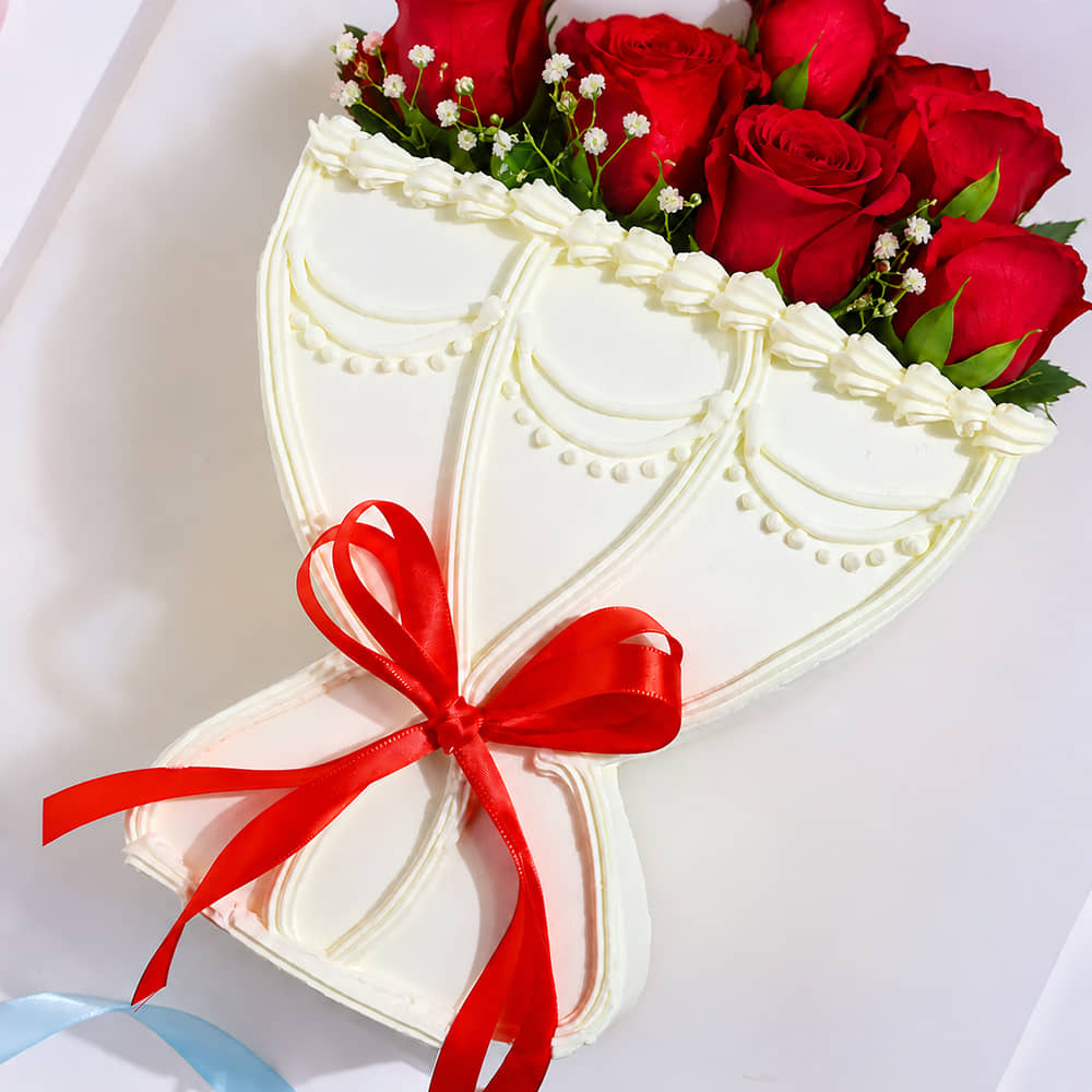 Red Rose Bouquet Cake