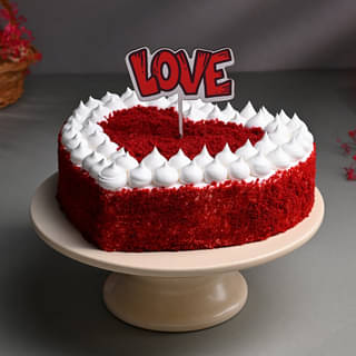 Valentine Red Velvet Heart Cake