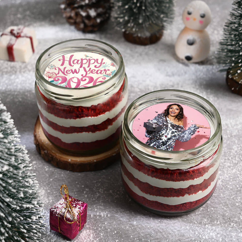 Red Velvet New Year Jar Cakes 