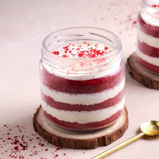 Close view of Red Velvet Single Jar Cake 