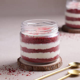 Side view of Red Velvet Single Jar Cake 