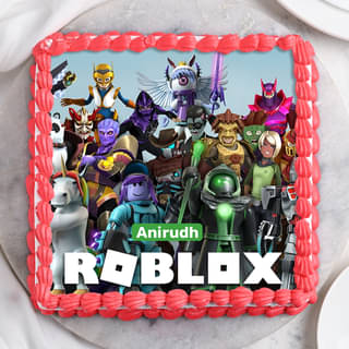 Top View of Roblox Heroes Cake