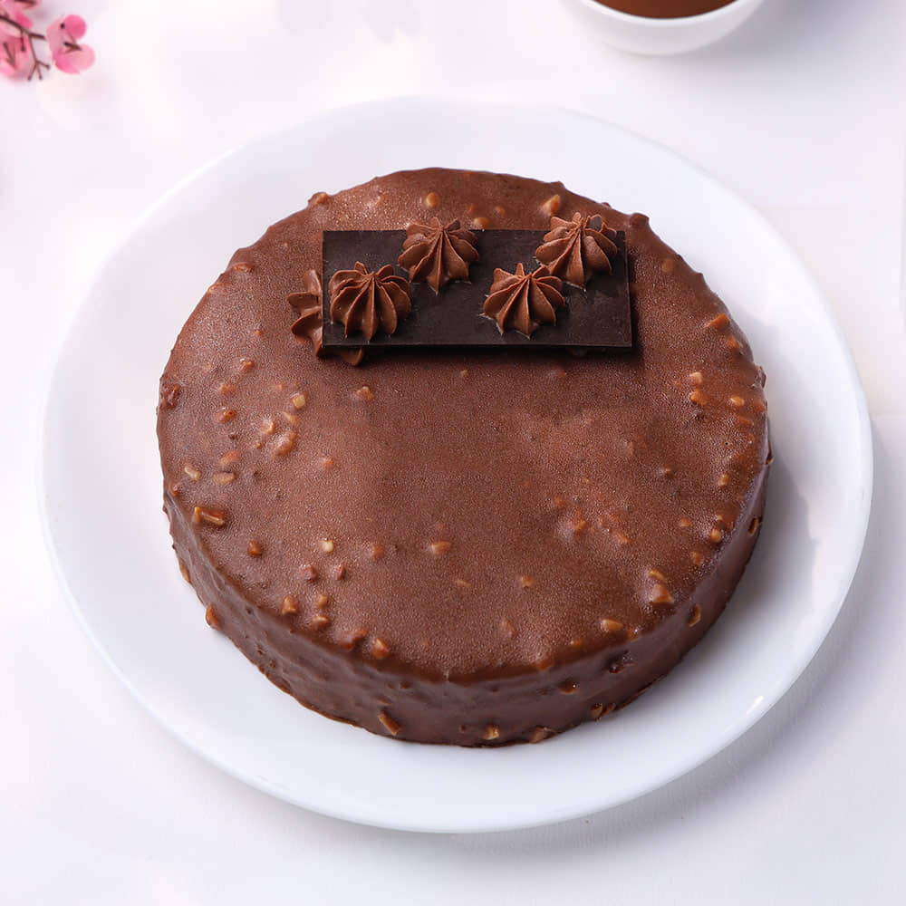 Rocher Brulee Cake