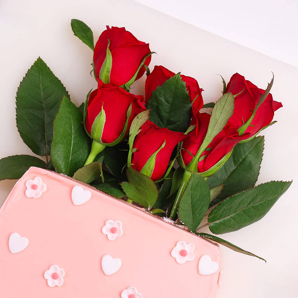 Rose Bouquet Love Cake