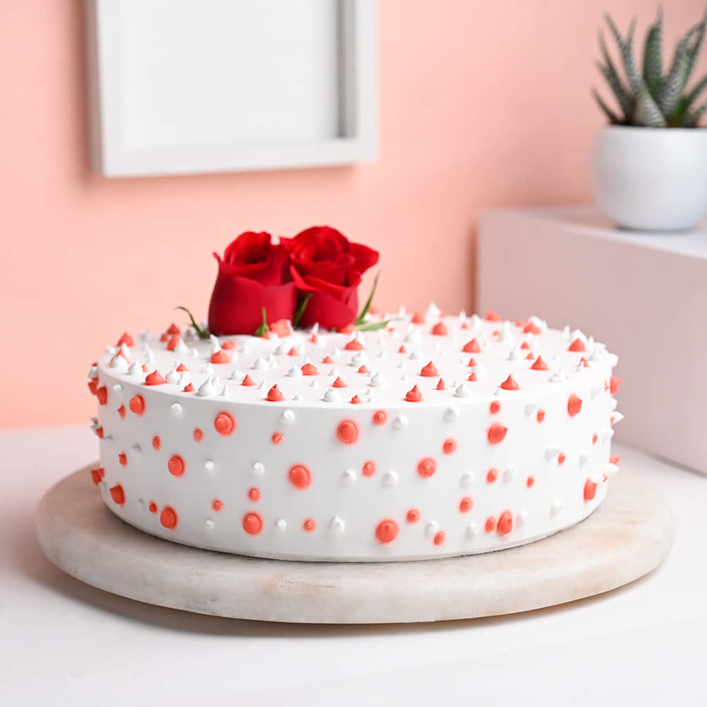 Side View of Roses and Vanilla Cream Dream Cake