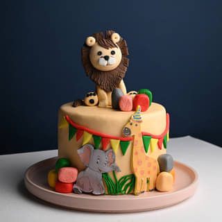 Enchanting Fondant Jungle Theme Cake