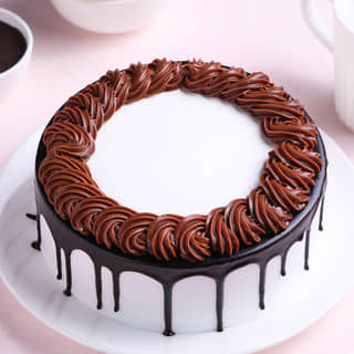 Silky Drip Chocolate Cake