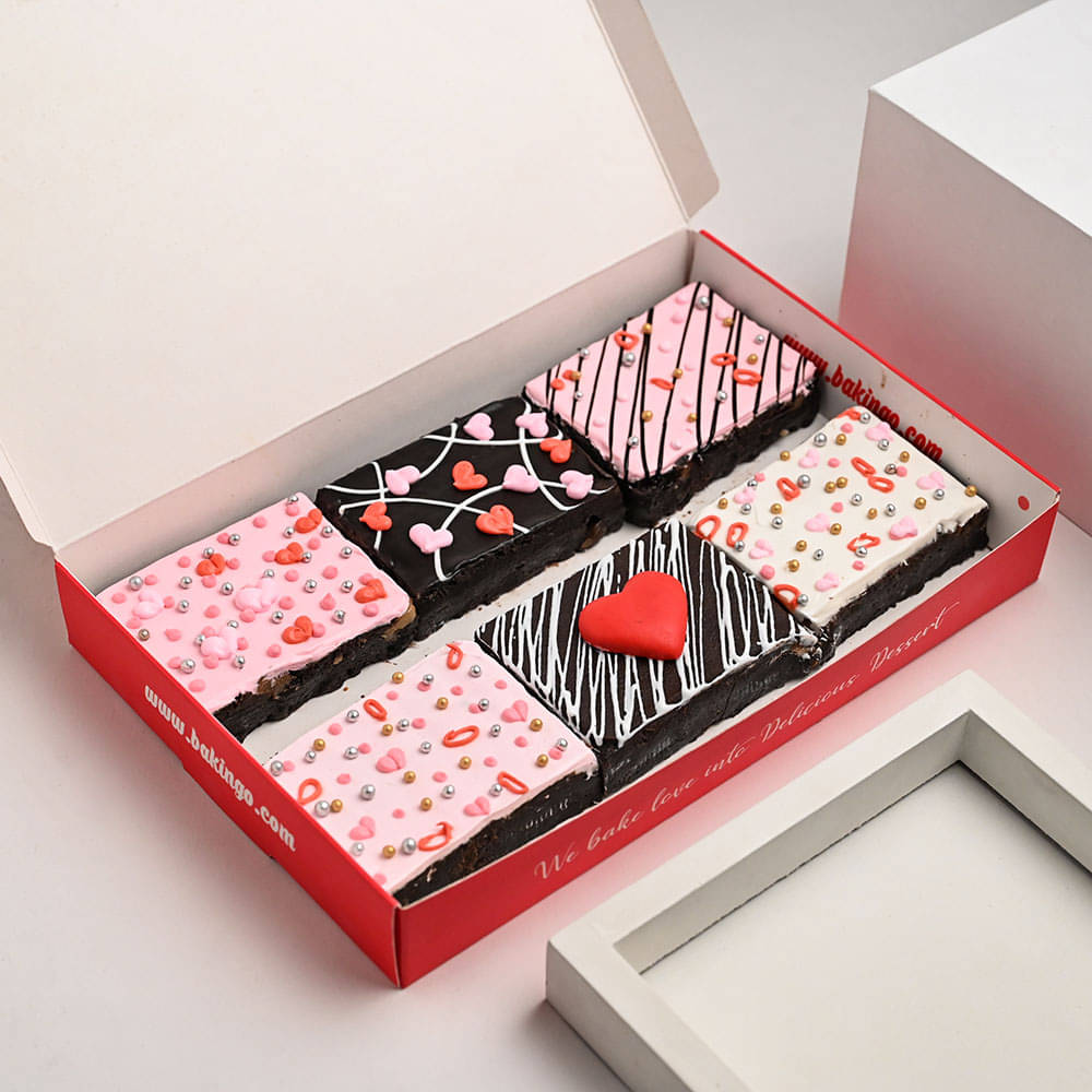 Bakingo Packaging of Six Chocolatey Brownies