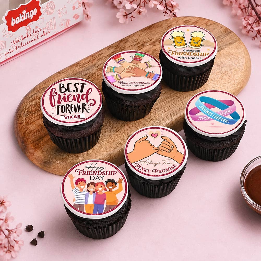 Six Friendship Day Cupcakes