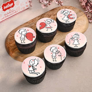 Playful Romance Cupcakes Set Of Six Playful Romance Cupcakes Set Of Six