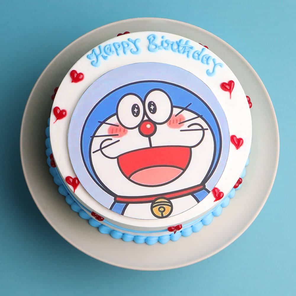 Smiling Doraemon Cake