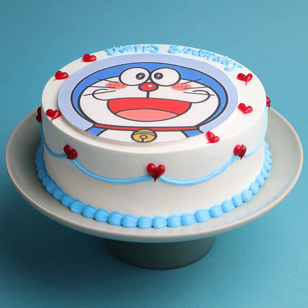 Smiling Doraemon Cake