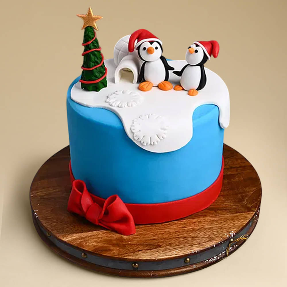 Snowland Christmas Cake