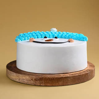 Side View of Snowman Cream Cake