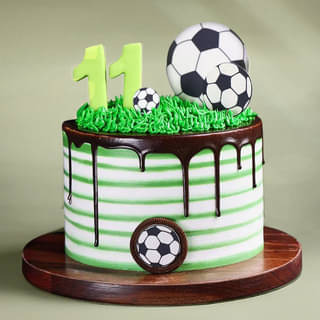 Zoomed View of  Goal Getter Birthday Cake