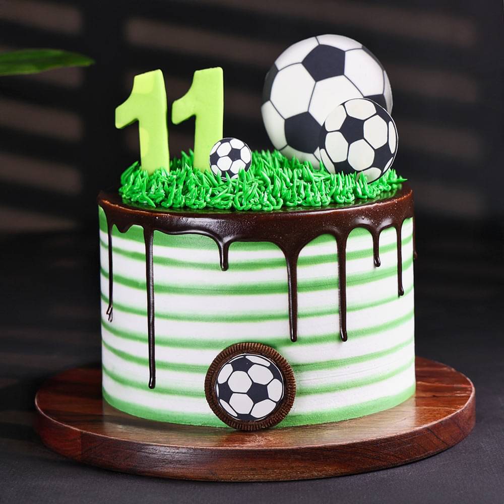 Zoomed View of  Goal Getter Birthday Cake