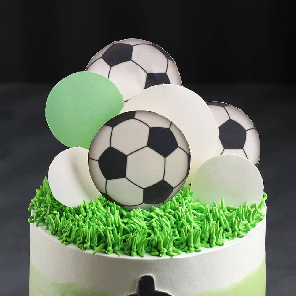 Striker’s Goal Cake