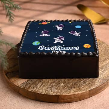 Space Explorer Birthday Cake Space Explorer Birthday Cake