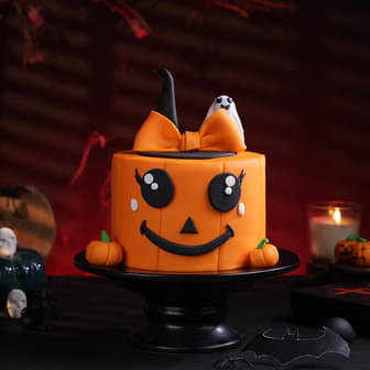 Spooky Pumpkin Halloween Cake