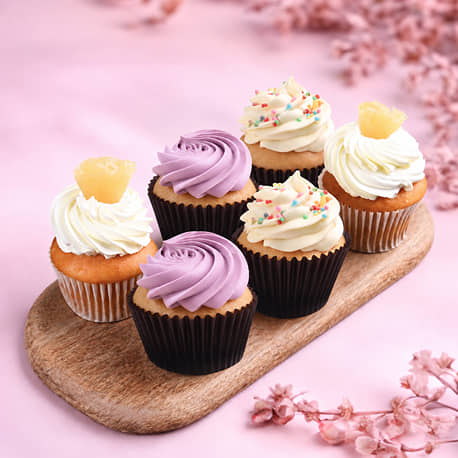 Blueberry Pineapple Vanilla cupcakes