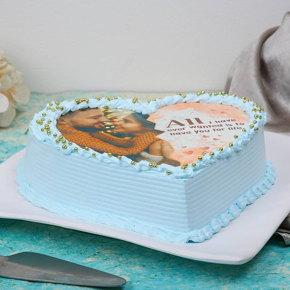 Love Shaped Photo Cake Love Shaped Photo Cake