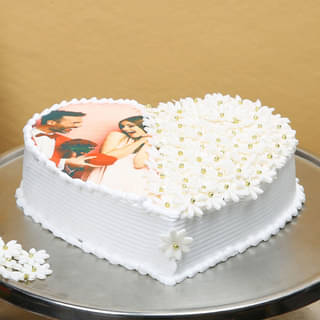 Photo N Floral Multi Flavour Cake