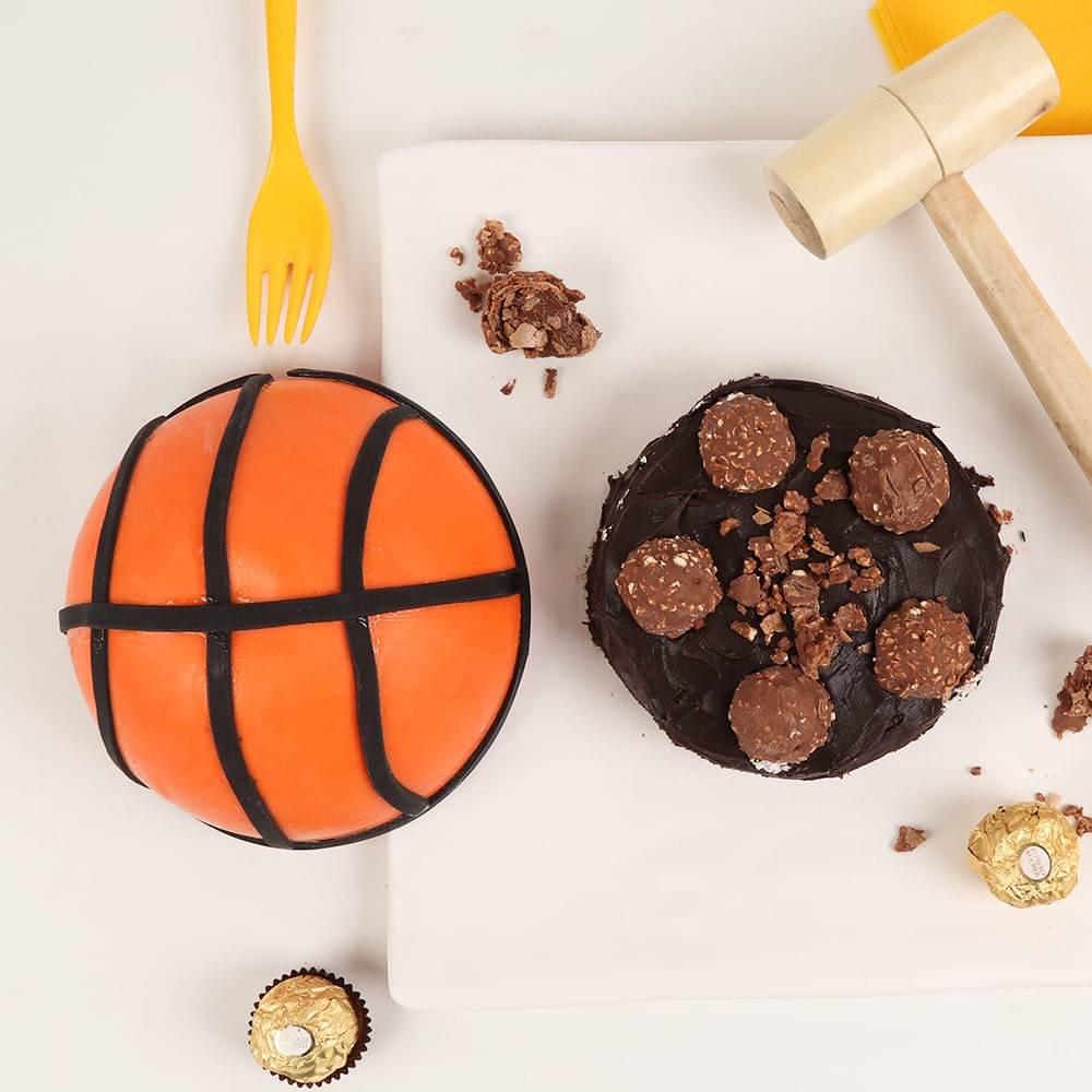 Basket Ball Ferrero Rocher Pinata Cake
