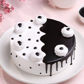 Choco Vanilla Whipped Cream Cake