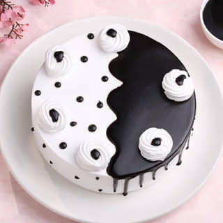 Top View of Choco Vanilla Whipped Cream Cake