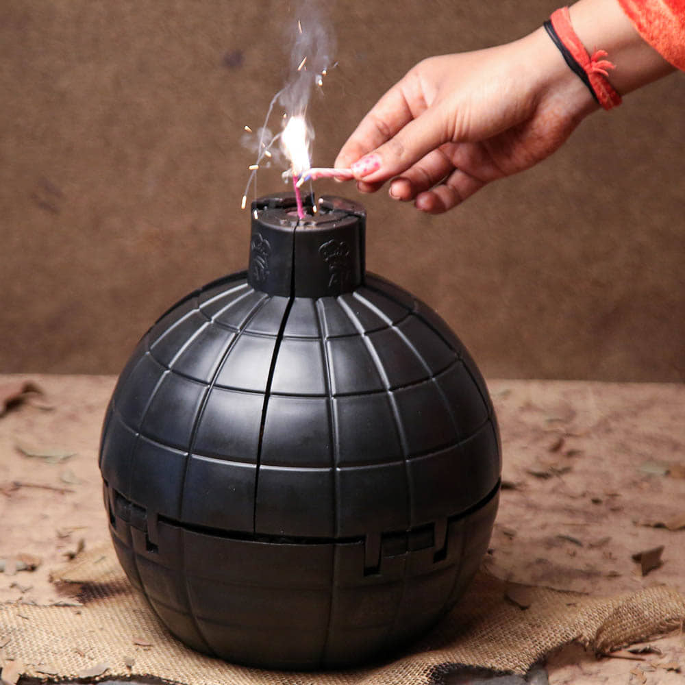 Yummy Pineapple Bomb Cake